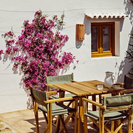 Petunia Ibiza, A Beaumier Hotel (Adults Only) カラ・ヴァデラ エクステリア 写真