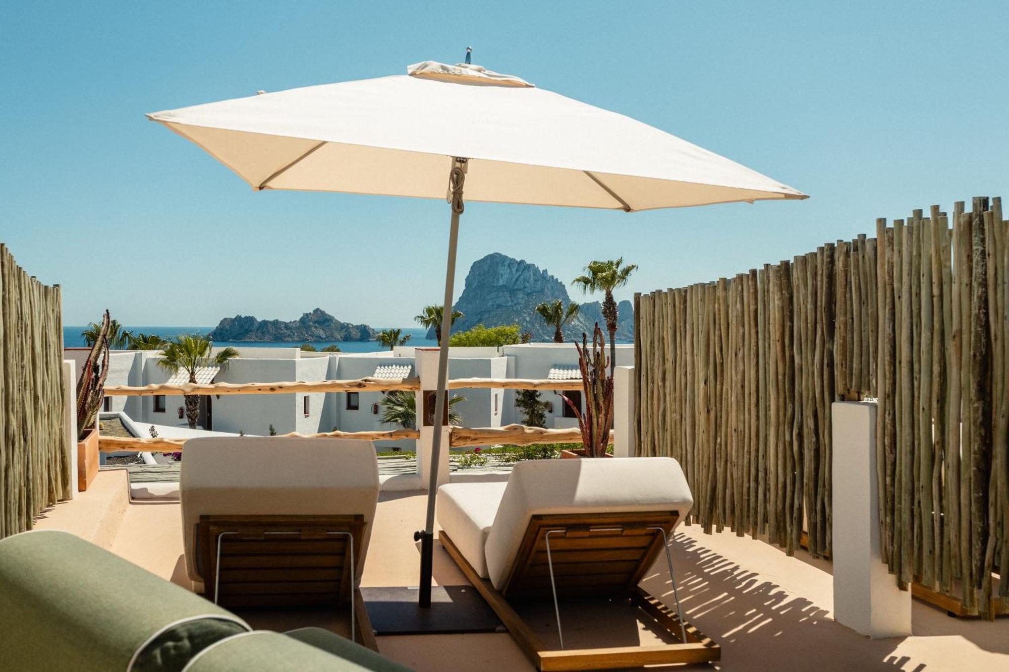 Petunia Ibiza, A Beaumier Hotel (Adults Only) カラ・ヴァデラ エクステリア 写真